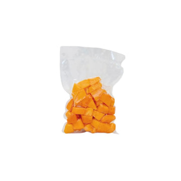 Sacchetto sottovuoto con all'interno cubetti di zucca